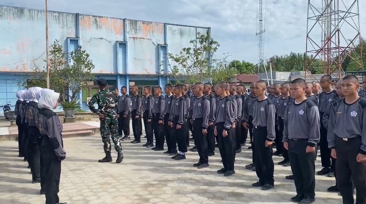 Latihan Dasar Disiplin Korps (LDDK) SMKN 1 Pemangkat, Cetak Taruna/i Tangguh!